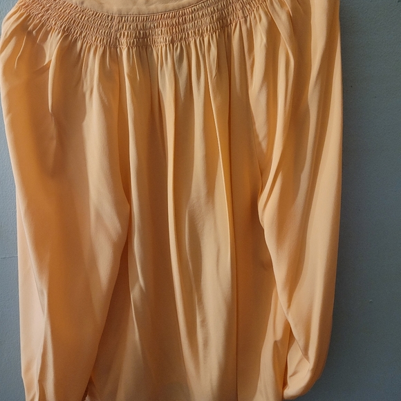 100% silk Lilly Pulitzer blouses - Picture 3 of 15